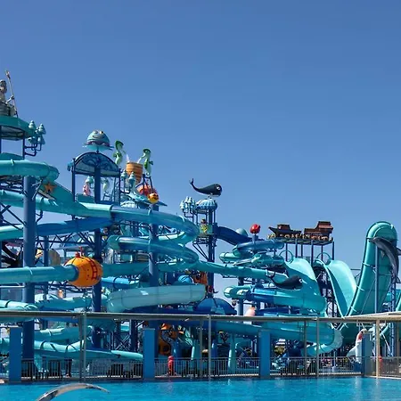 Nirvana Cosmopolitan - Convention&sports Center 5*