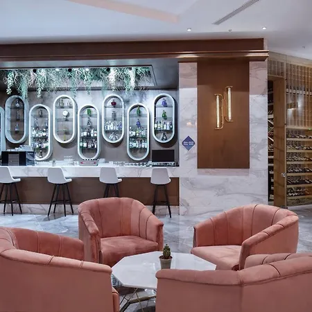 Nirvana Cosmopolitan - Convention & Sports Center Resort Antalya