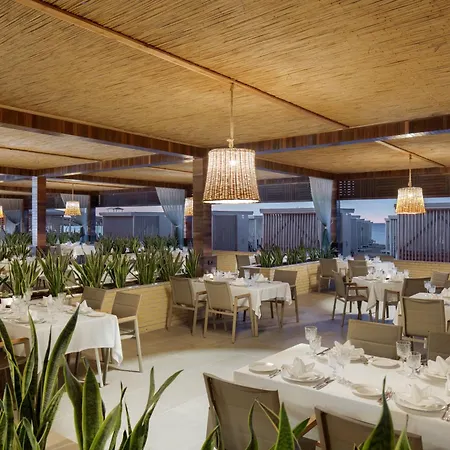 Nirvana Cosmopolitan - Convention & Sports Center 5* Antalya