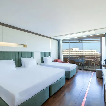 Nirvana Cosmopolitan - Convention & Sports Center 5* Antalya
