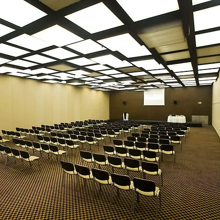 Nirvana Cosmopolitan - Convention & Sports Center 5*