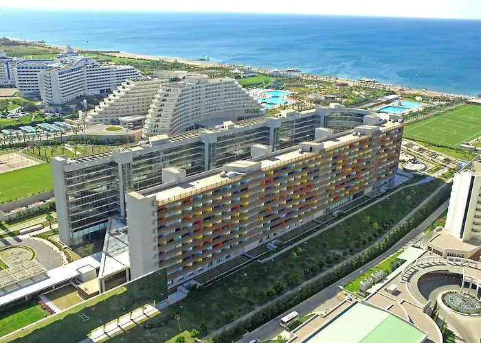 Nirvana Cosmopolitan - Convention & Sports Center