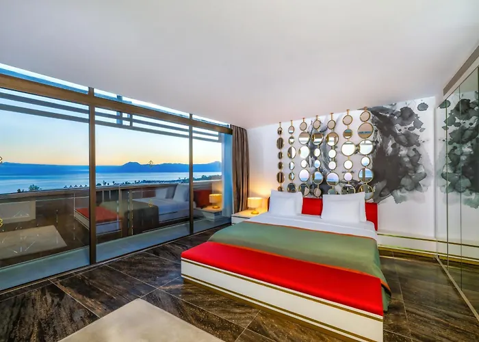 Complex Nirvana Cosmopolitan - Convention & Sports Center