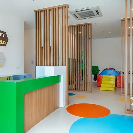 אתר נופש Nirvana Cosmopolitan - Convention & Sports Center אנטליה