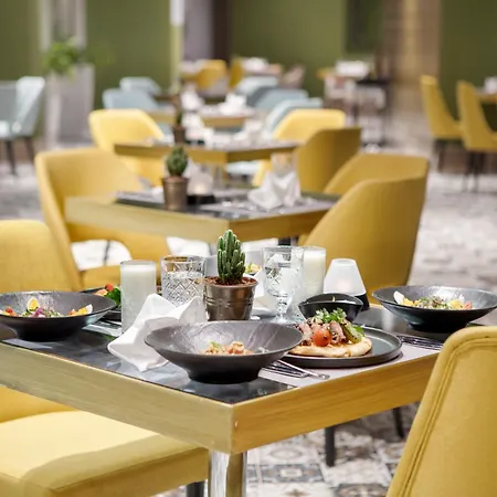 Nirvana Cosmopolitan - Convention & Sports Center Курортный комплекс Анталья