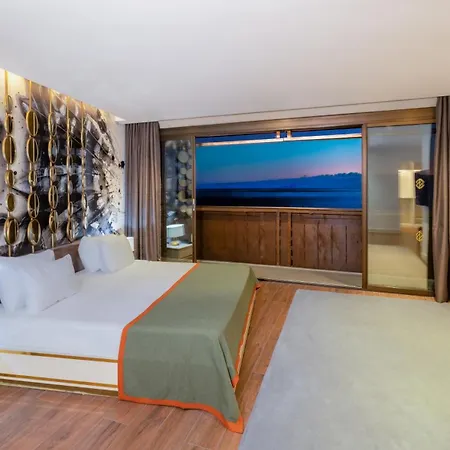 Nirvana Cosmopolitan - Convention & Sports Center Курортный комплекс 5*