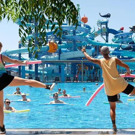 Θέρετρο Nirvana Cosmopolitan - Convention & Sports Center