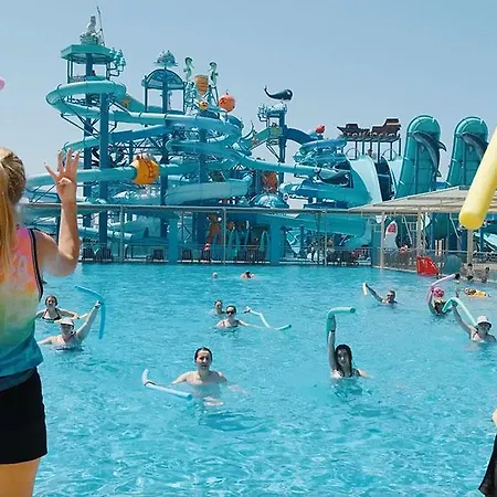 Nirvana Cosmopolitan - Convention & Sports Center אתר נופש אנטליה