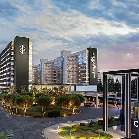 Nirvana Cosmopolitan - Convention & Sports Center 5*