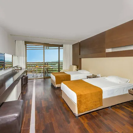 Курортный комплекс Nirvana Cosmopolitan - Convention & Sports Center