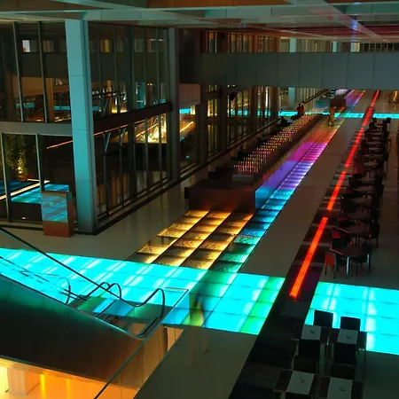 Nirvana Cosmopolitan - Convention & Sports Center 5* Antalya