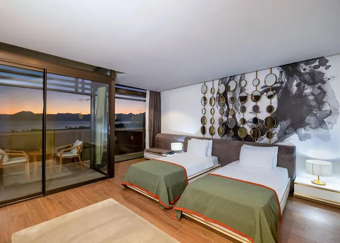 Nirvana Cosmopolitan - Convention & Sports Center Station touristique