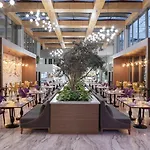 Nirvana Cosmopolitan - Convention & Sports Center 5* أنطاليا