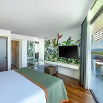 منتجع Nirvana Cosmopolitan - Convention & Sports Center 5*