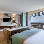 Nirvana Cosmopolitan - Convention & Sports Center 5*