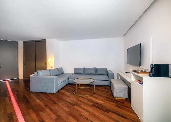 Nirvana Cosmopolitan - Convention & Sports Center Rezort